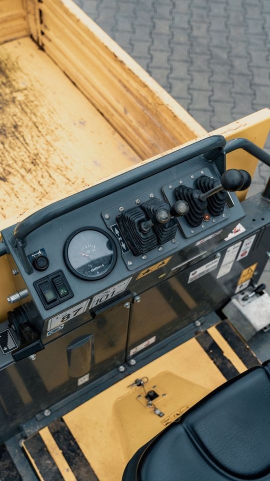 Wacker Neuson Kettendumper DT15 mieten bei SE Design – 2