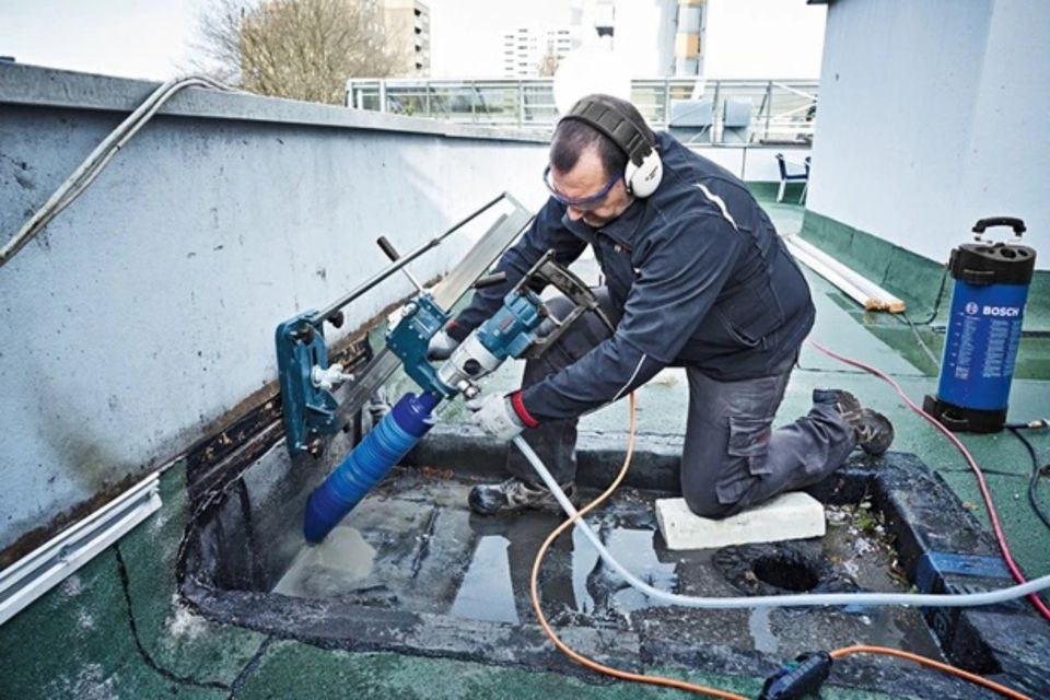 Kernbohrmaschiene Bosch mieten bei SLT Rental – 3