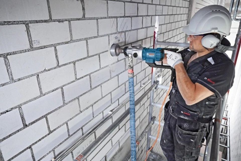Kernbohrmaschiene Bosch mieten bei SLT Rental – 2
