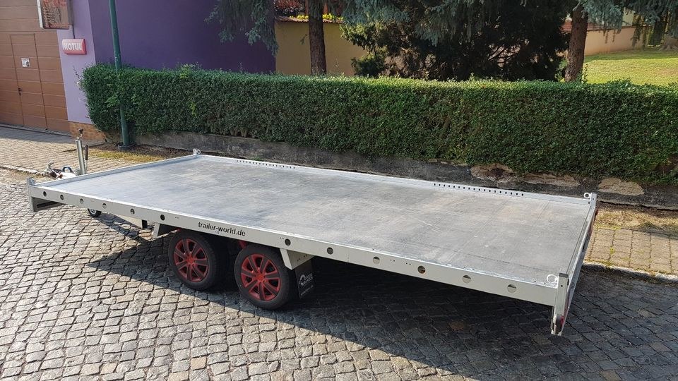 Autotransportanhänger Anhänger Oldteimer Traktor mieten in Schlotheim