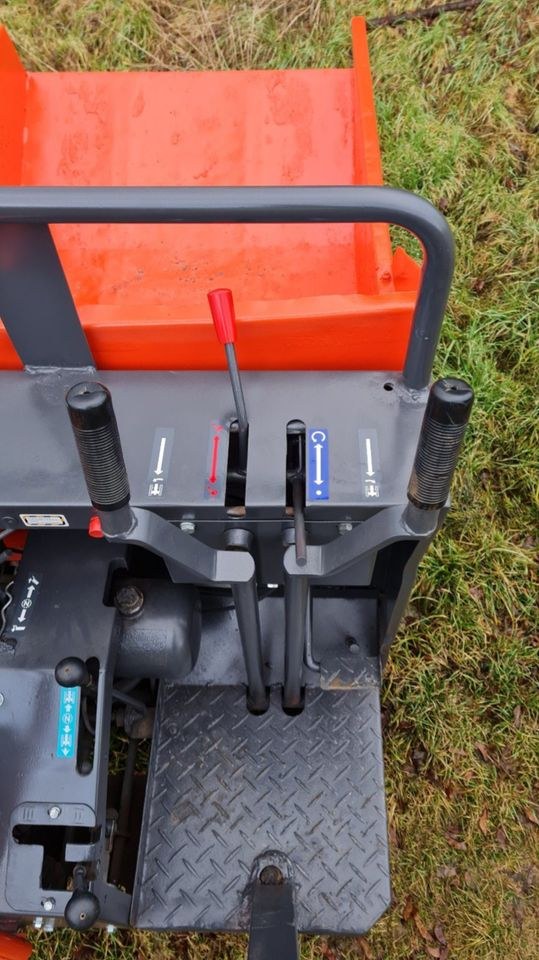 Kubota Kettendumper 600kg Dumper Motorschubkarre mieten in Schlotheim – 2