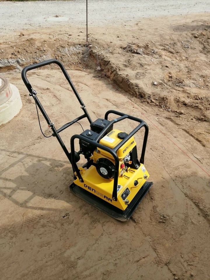 Rüttelplatte Vibrationsplatte Rüttler mieten bei SW-Verleih