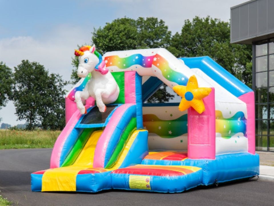 Hüpfburg Einhorn Rutsche mieten in Burgkunstadt