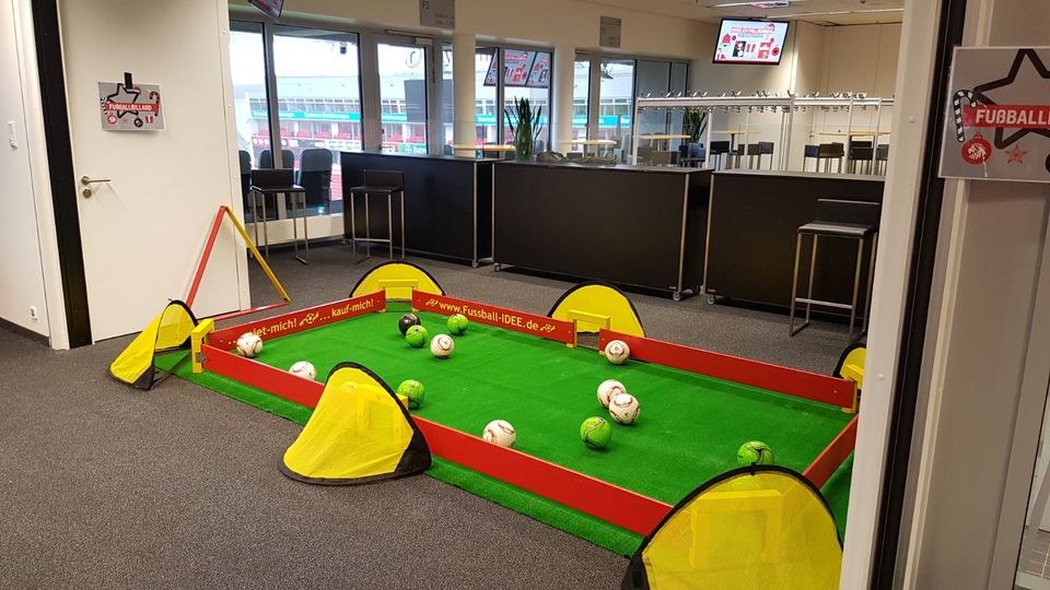 Fußball Billiard Hüpfburg mieten in Vechta – Hüpfspaß für jede Feier – 2
