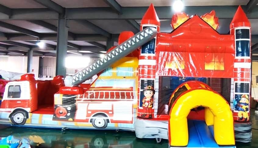 Tolle Feuerwehr Hüpfburg Rutsche 5m x 7m mieten bei Spielpunkt – 4
