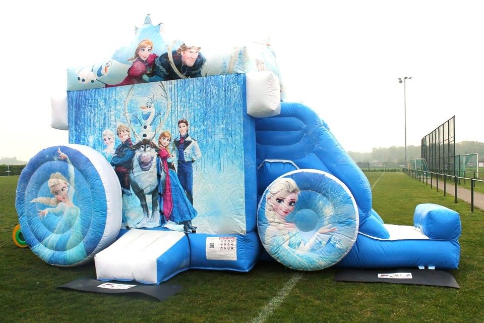 Hüpfburg Eiskutsche Donnerstag Montag mieten bei Spielpunkt