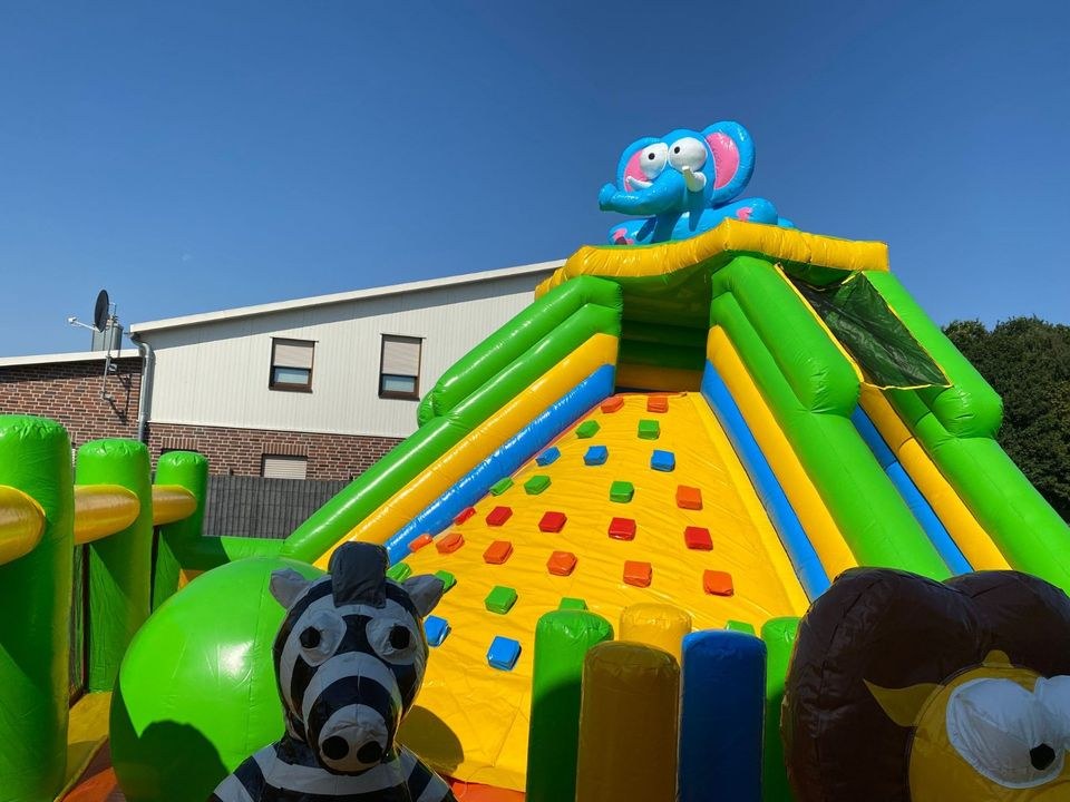 Riesen Hüpfburg Elefant 10m x 7m mieten bei Spielpunkt – 2