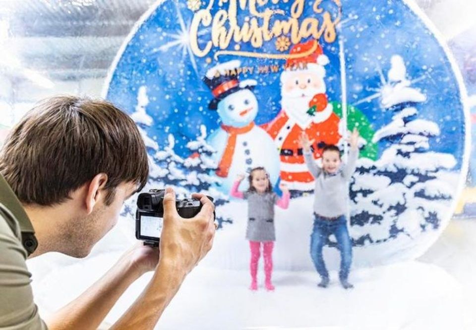 Aufblasbare Schneekugel mieten bei Spielpunkt – für Kinderfest & Feier – 4