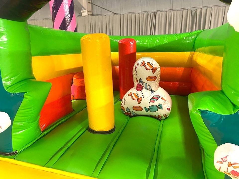 Einhorn sweety Hüpfburg Donnerstag Montag mieten bei Spielpunkt – 3