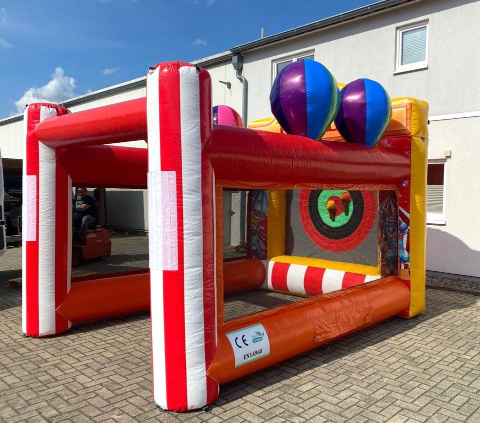 Aufblasbares Axt werfen Hüpfburg mieten bei Spielpunkt – 3