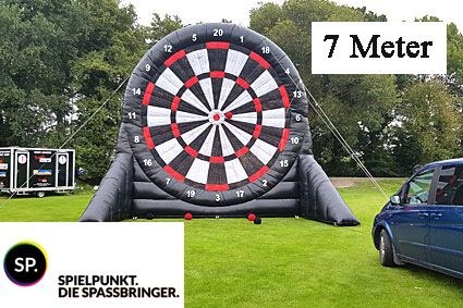 Riesen Fußballdart 7m wie Hüpfburg mieten bei Spielpunkt