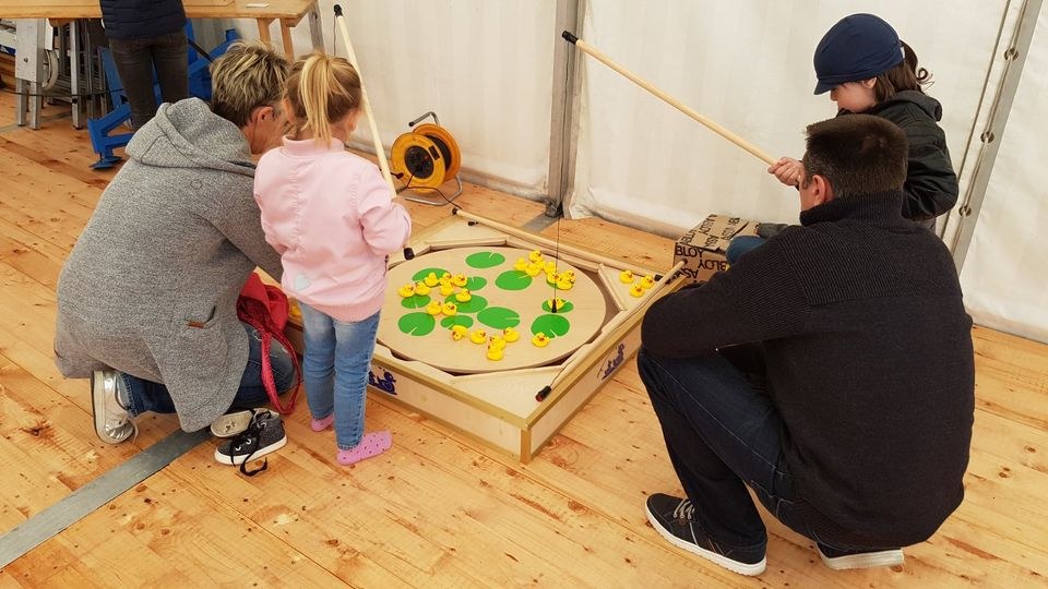 Kleines Entenangeln Hüpfburg mieten bei Spielpunkt – Spiel & Spaß
