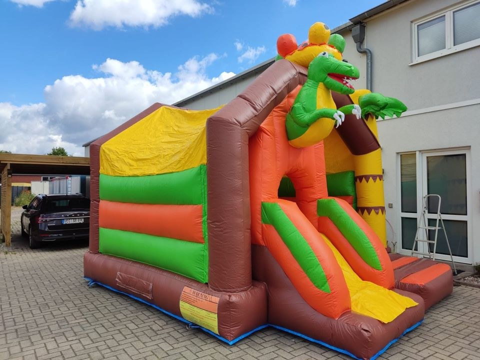 Dino Hüpfburg Donnerstag Montag mieten bei Spielpunkt – 3