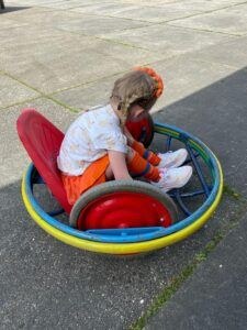 Crazy wheels Hüpfburg mieten bei Spielpunkt – Hüpfspaß für jede Feier – 2