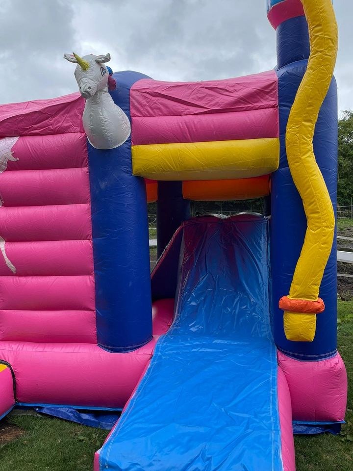 Hüpfburg Fee Einhorn Donnerstag Montag mieten bei Spielpunkt – 2