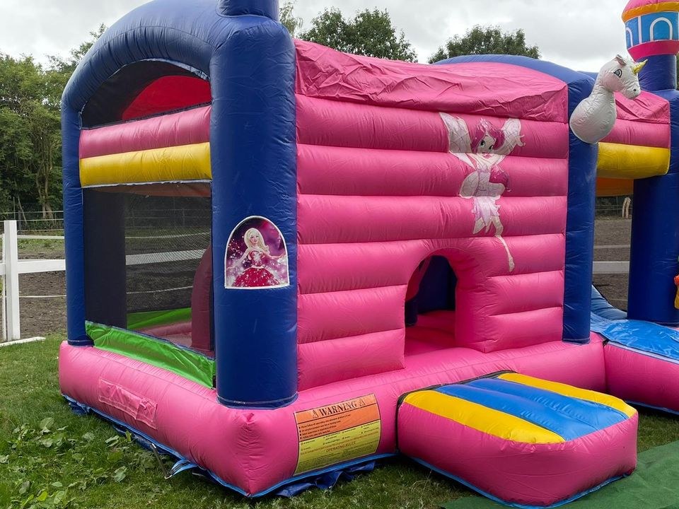 Hüpfburg Fee Einhorn Donnerstag Montag mieten bei Spielpunkt