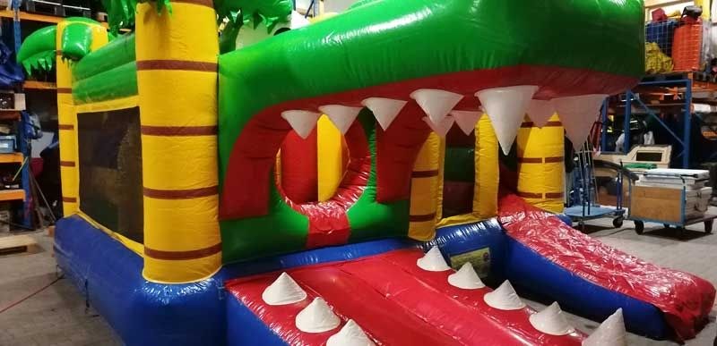 Kroko Multi Hüpfburg Donnerstag Montag mieten bei Spielpunkt – 2