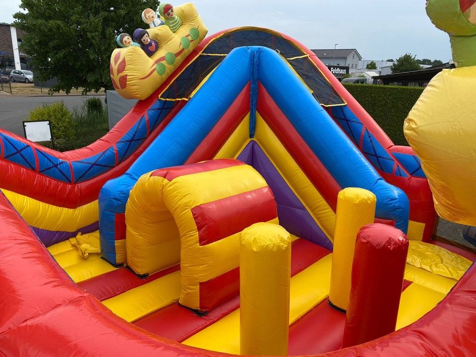 Kirmes Hüpfburg Donnerstag Montag mieten bei Spielpunkt – 3