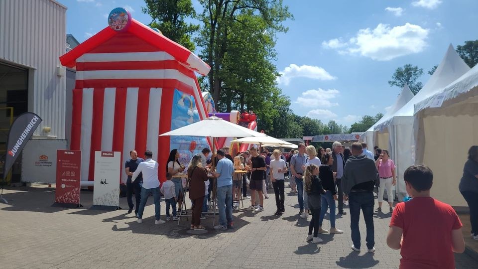 Jahrmarkt Kirmes Hüpfburg mieten in Vechta – Hüpfspaß für jede Feier – 4