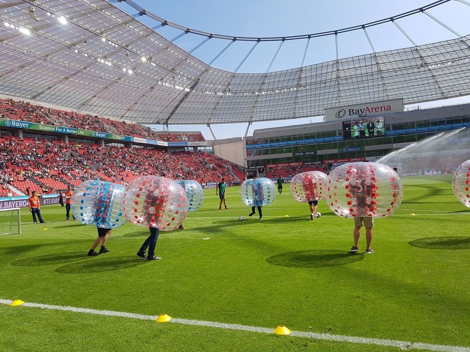 Soccer bubble balls Hüpfburg mieten bei Spielpunkt – 3
