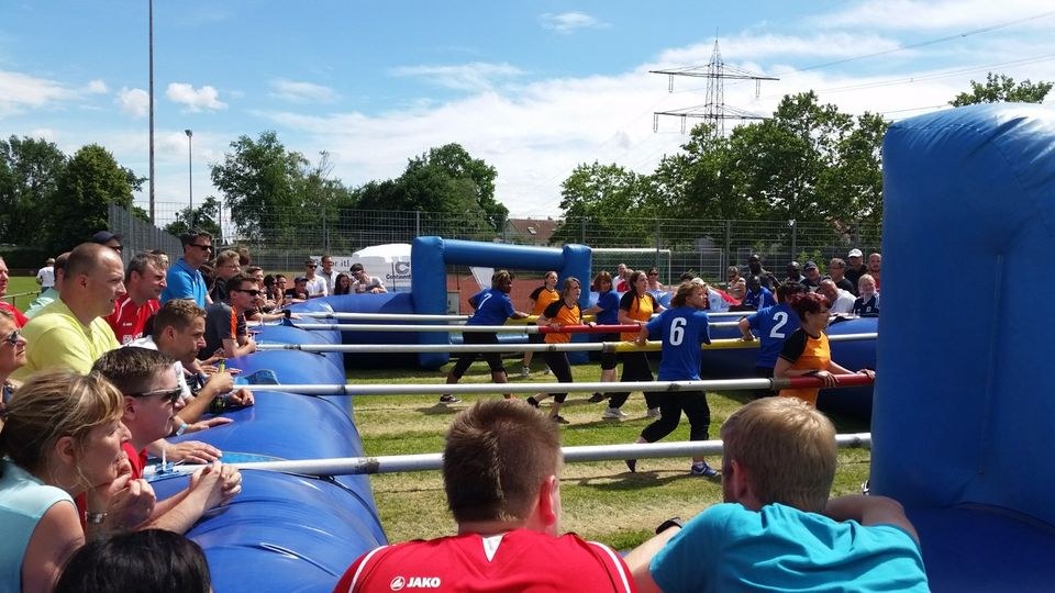 Menschenkicker Kicker mieten in Vechta – Sportaction für Ihr Event – 3