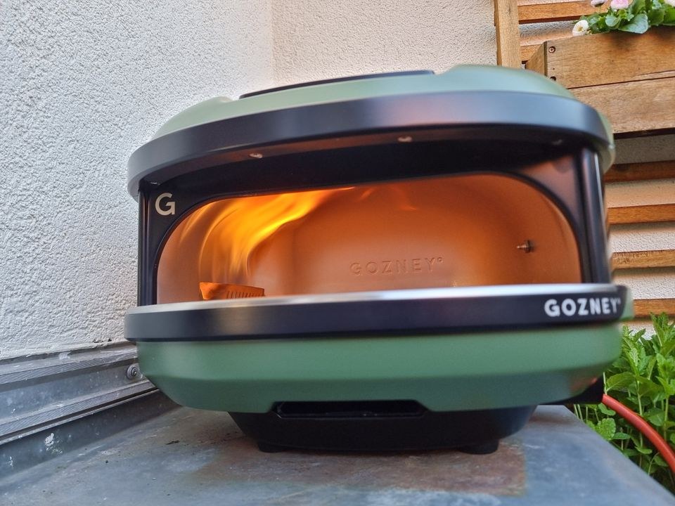 Pizzaofen Gozney Tread Pizza 30cm 1 Minute mieten