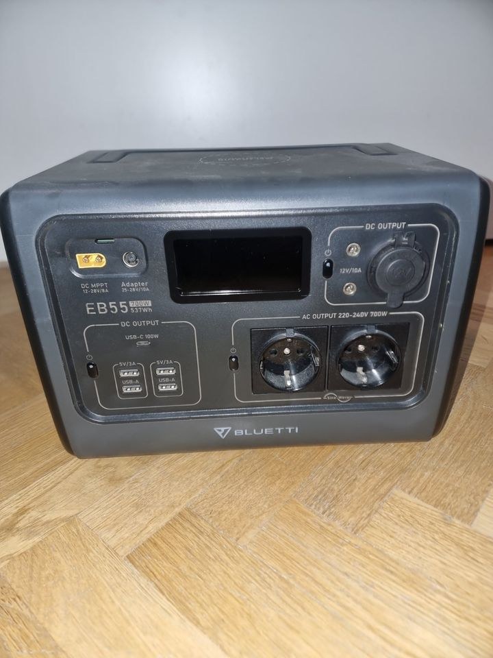 Powerstation Bluetti EB50 537 Wh Leistung 700W mieten