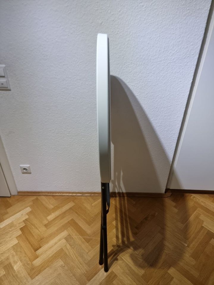 Stehtische klappbar Optional Husse mieten in Leipzig, Zentrum-Nord – 4
