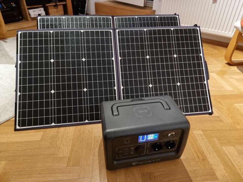 Powerstation Bluetti EB70 716 Wh Solarpanel mieten – 3