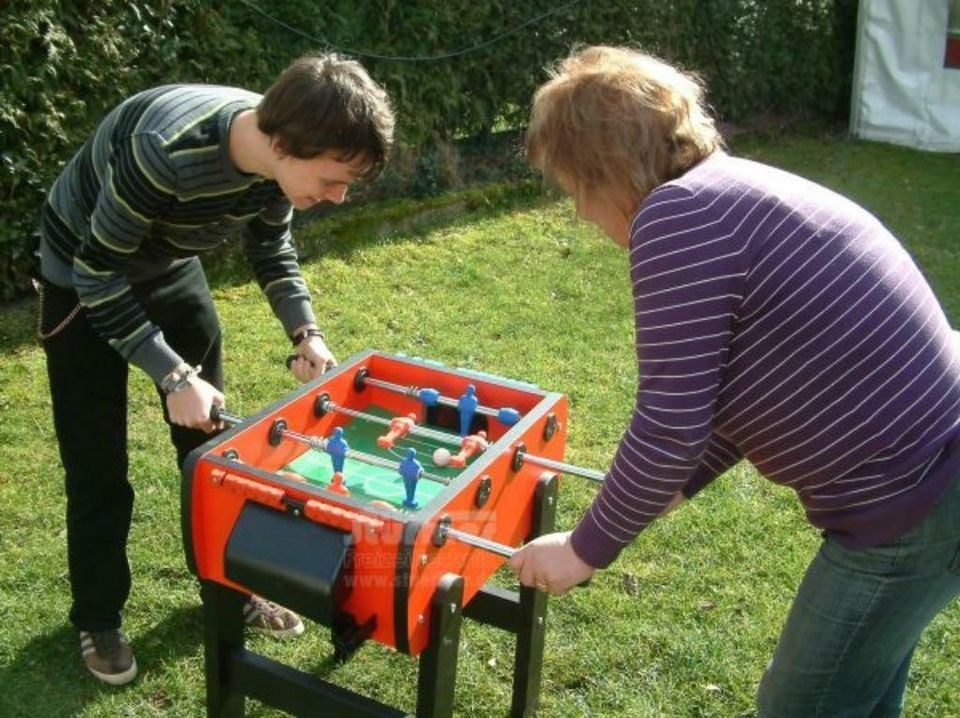 Tischkicker Tischfußball Kicker Größen mieten in Saarwellingen – 4