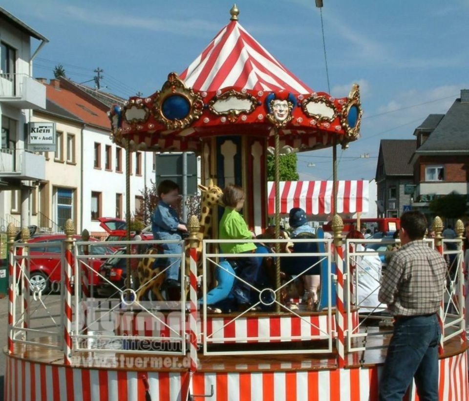 Kinderkarussell Karussell Nostalgiekarussell mieten in Saarwellingen