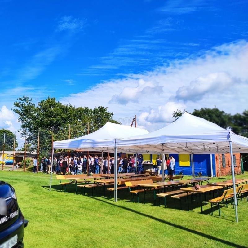 XXL Faltpavillon 4x8m mieten in Gifhorn – in Minuten aufgebaut – 3