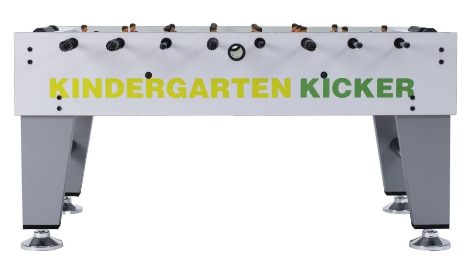 Kindergarten Kickertisch mieten bei S&V Veranstaltungs