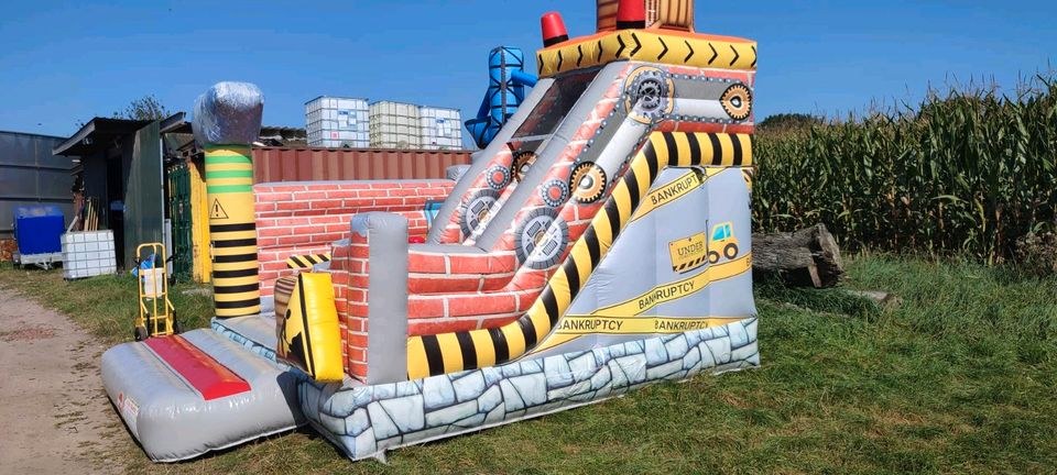 Hüpfburg Bagger Kran Radlader mieten bei S&V Veranstaltungs – 2