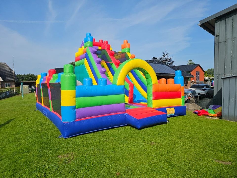 Multiplay Hüpfburg Blocko XXL mieten bei S&V Veranstaltungs