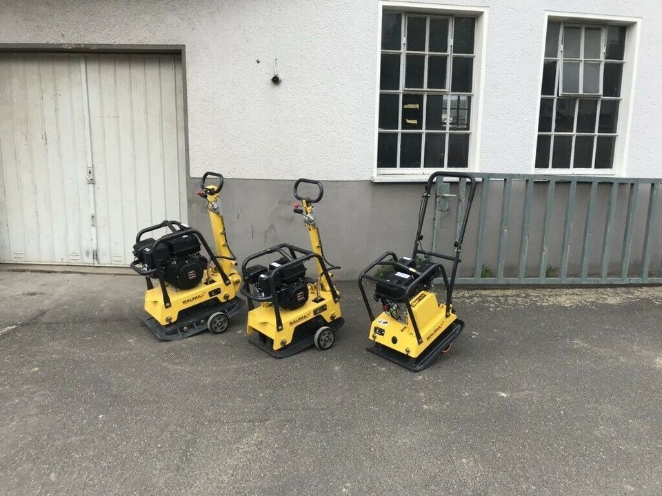 Rüttelplatte 130kg 27kN Tag Woche mieten bei SW-Indutec – 3