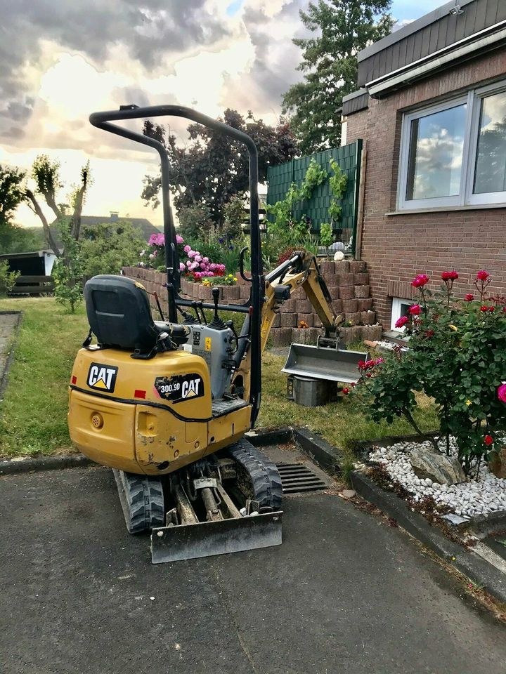 Mini Bagger CAT 300.9 1t Tag mieten bei SW-Indutec