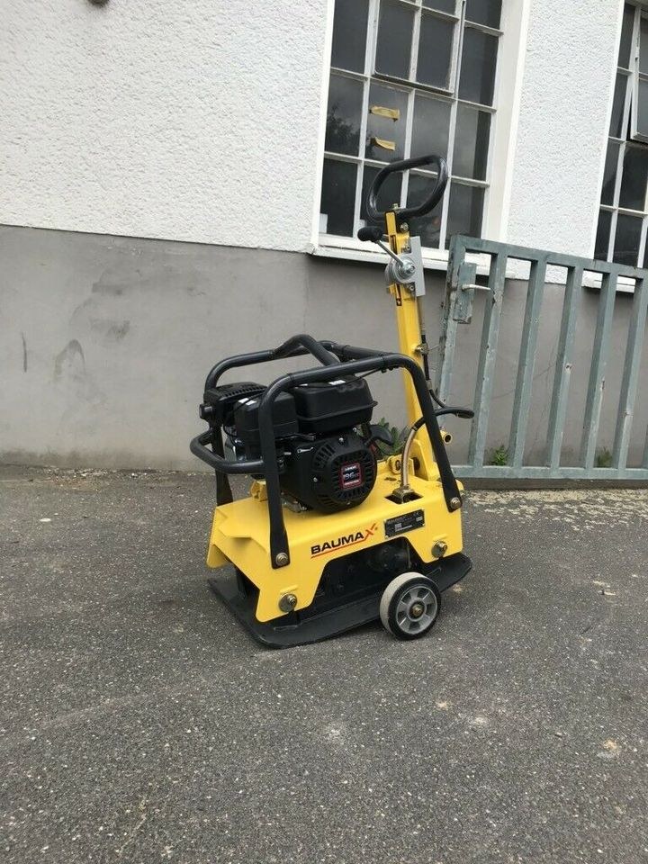 Rüttelplatte 130kg 27kN Tag Woche mieten bei SW-Indutec – 2