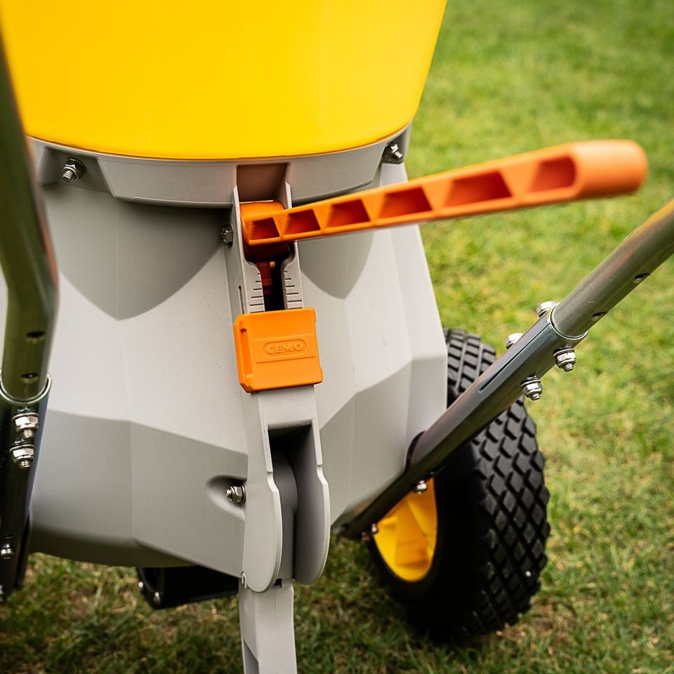 Streuwagen Salz Streuen Rasensamen mieten bei Take my Tool