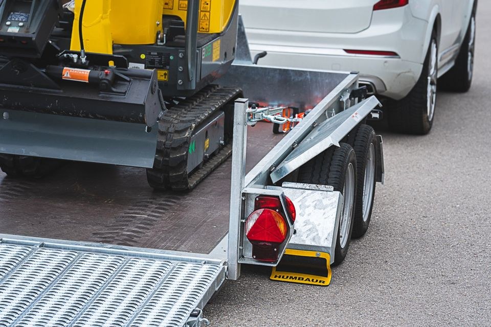 Anhänger absenkbar Absenkhänger Tandem 3,5 To mieten bei Take my Tool – 3