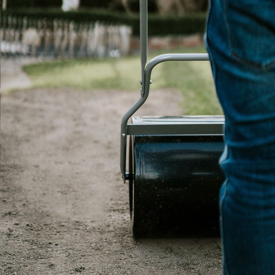 Rasenwalze Walze Gartenrolle mieten in Gersthofen – für ebenen Rasen – 2