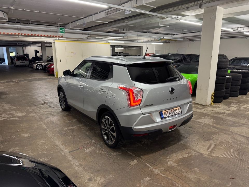 Ssangyong Tivoli SUV Geländewagen mieten bei Tari Automobile