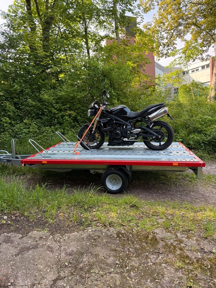 Motorrad Anhänger 3er 100KMH mieten bei TH Media – 2
