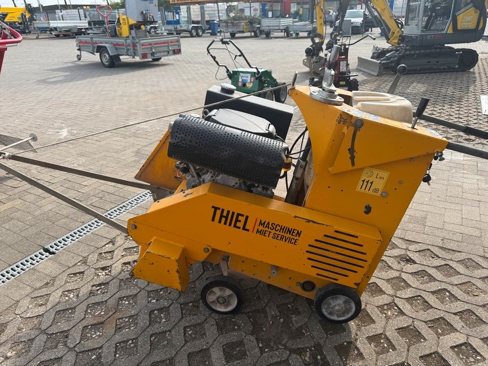Fugenschneider Cedima CF 2015 B 250 mm mieten in Kamp-Lintfort – 2