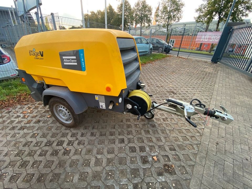 Atlas Copco Kompressor Anhänger mobiles mieten in Kamp-Lintfort – 2