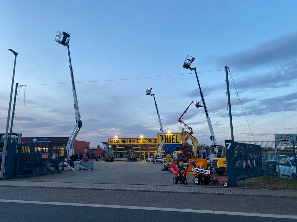 Profi Arbeitsbühne DINO 150T Anhängerbühne mieten in Kamp-Lintfort – 3