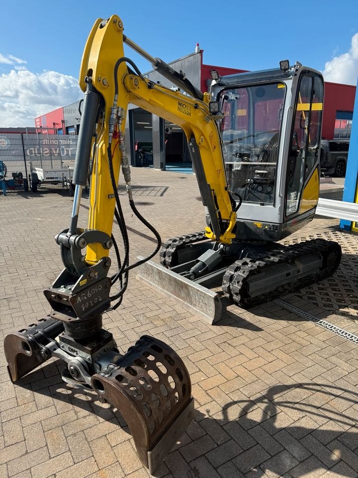 Wacker Neuson ET24 Minibagger kompakt mieten in Kamp-Lintfort – 3