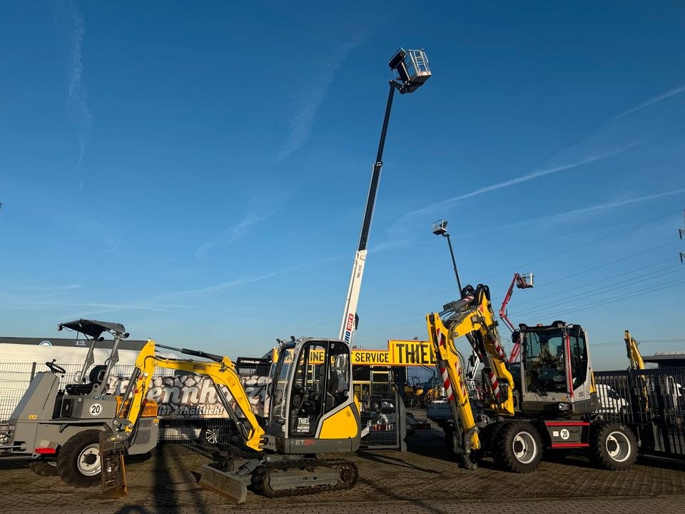 Wacker Neuson 2,4t Minibagger ideal enge mieten in Kamp-Lintfort