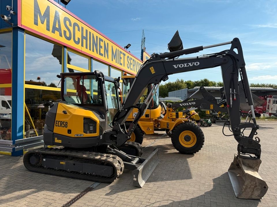 Volvo ECR58 Kompaktbagger Tiltrotator Gewerbe mieten in Kamp-Lintfort