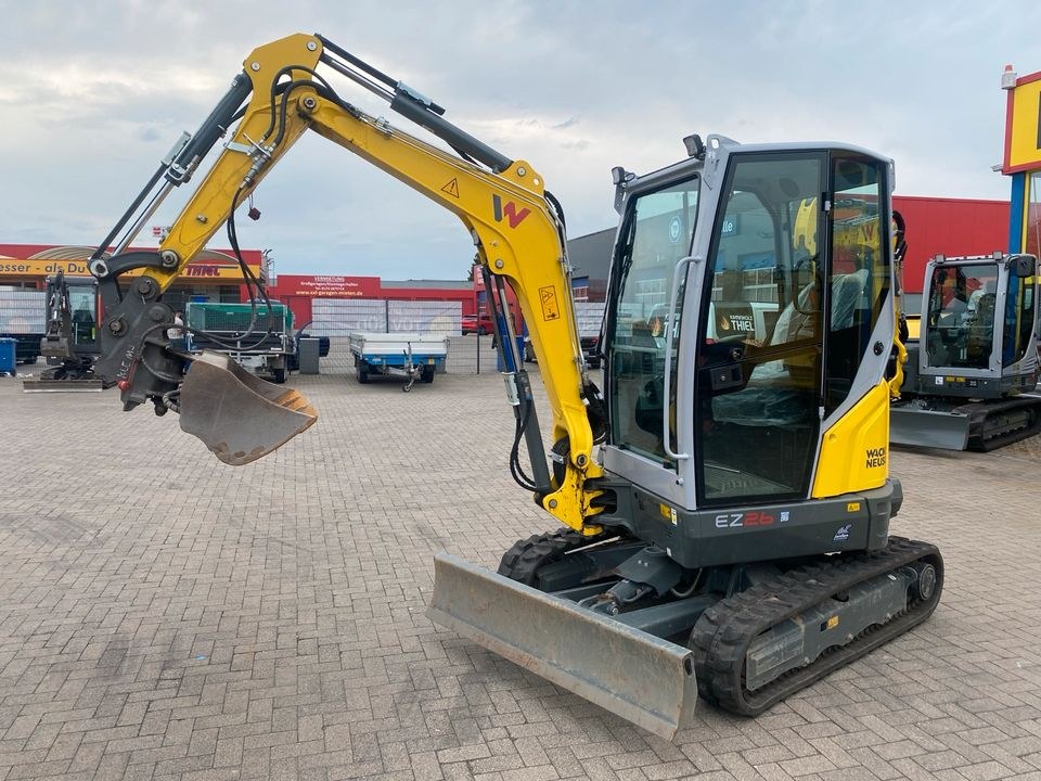 Wacker Neuson EZ26 Minibagger ideal enge mieten in Kamp-Lintfort